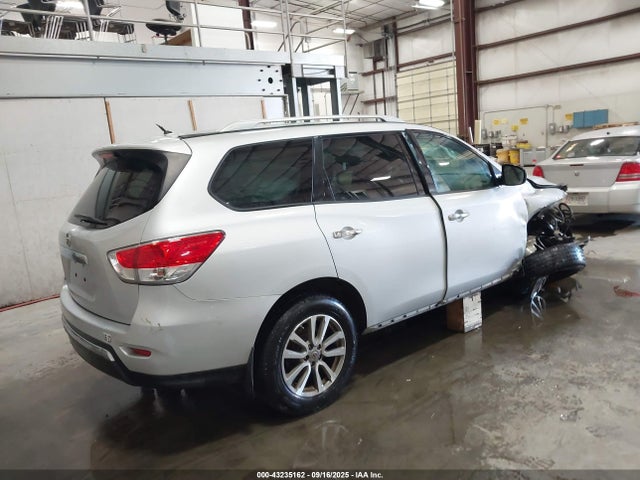 Nissan 2015 2015 5N1AR2MN8FC722394 Image 4