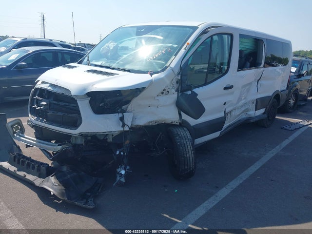 Продаж на аукціоні авто 2015 Ford Transit-350 Xlt, vin: 1FBZX2ZM1FKA53926, номер лоту: 43235182