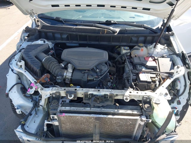 2018 CADILLAC XT5 1GYKNCRS9JZ195121 Photo 9