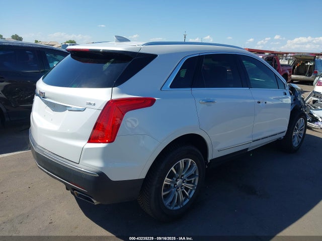 2018 CADILLAC XT5 1GYKNCRS9JZ195121 Photo 3