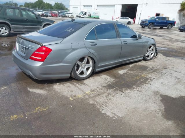 2011 MERCEDES-BENZ S 550 WDDNG7BB1BA374189 Photo 3