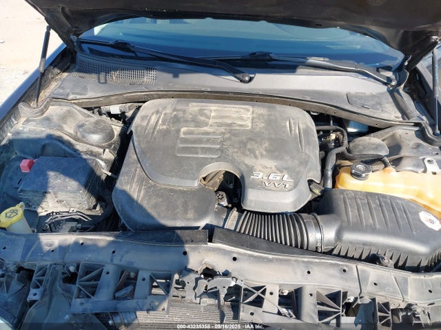 Chrysler 300 2018 2C3CCAAG2JH338295 Image 10