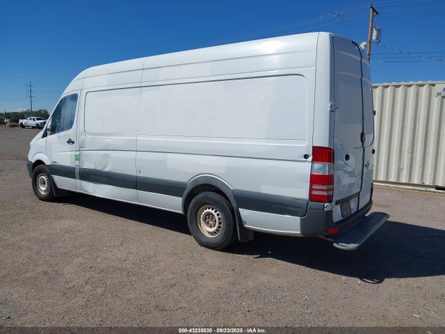 Mercedes-Benz 2016 2016 WD3PE8DD8GP246169 Image 3