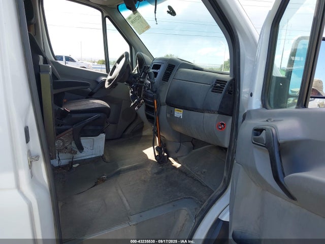 Mercedes-Benz 2016 2016 WD3PE8DD8GP246169 Image 5