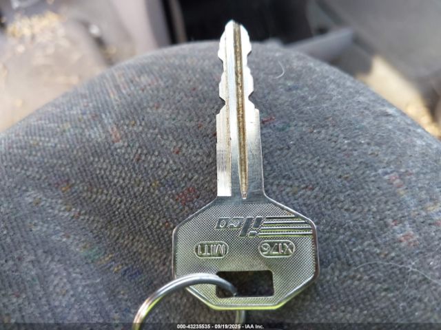 1999 CHRYSLER TOWN & COUNTRY 1C4GP54G1XB884625 Photo 10