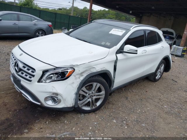 2019 MERCEDES-BENZ GLA 250 WDCTG4GB3KJ585543 Photo 1