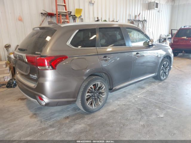 2018 MITSUBISHI OUTLANDER PHEV JA4J24A57JZ027462 Photo 3