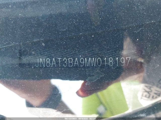 JN8AT3BA9MW018197 Nissan Rogue
