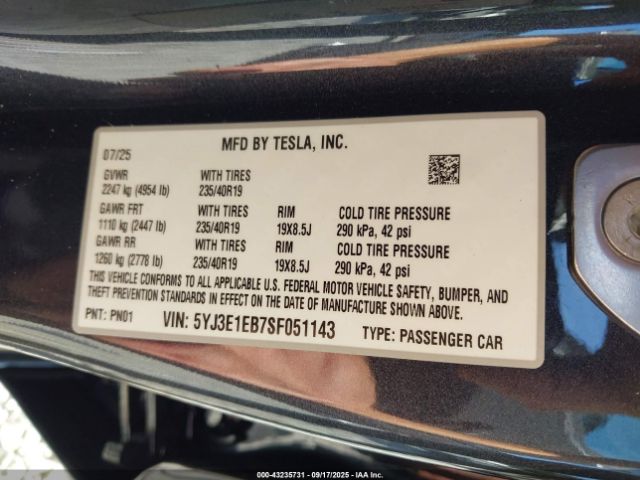 2025 TESLA MODEL 3 5YJ3E1EB7SF051143 Photo 8