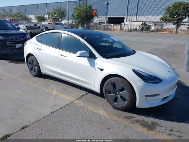 2022 TESLA MODEL 3 5YJ3E1EB1NF222022 Photo 0