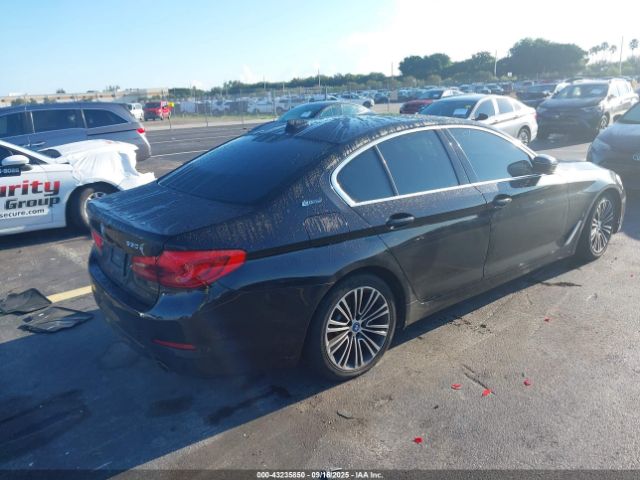 2019 BMW 530E WBAJA9C58KB398494 Photo 3