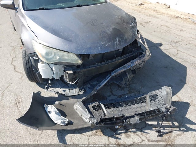 4T1BF1FK1GU256233 Toyota 2ar-fe