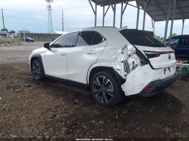 2019 LEXUS UX 200 JTHY3JBHXK2015324 Photo 2