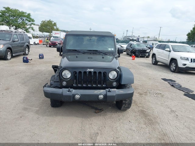 1C4HJWDG2EL311591 Jeep Wrangler