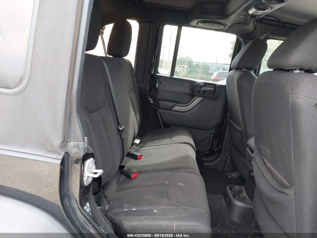 1C4HJWDG2EL311591 Jeep Wrangler