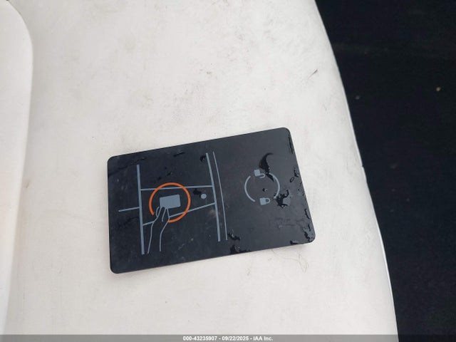 2018 TESLA MODEL 3 5YJ3E1EA3JF155604 Photo 10