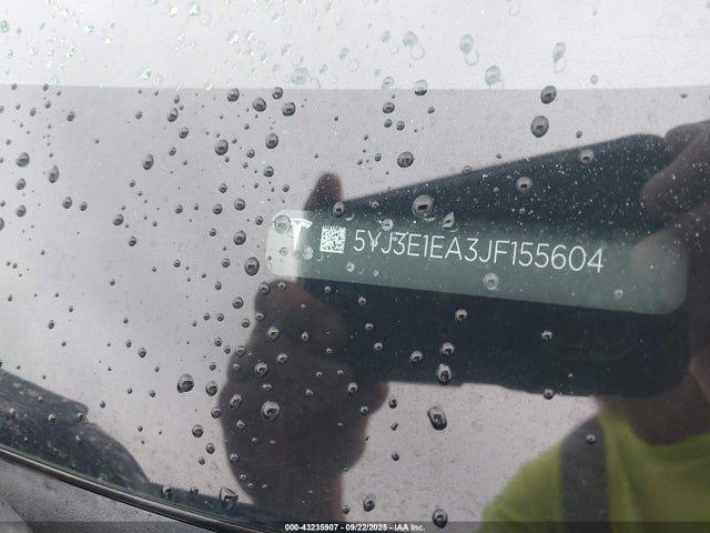 2018 TESLA MODEL 3 5YJ3E1EA3JF155604 Photo 8