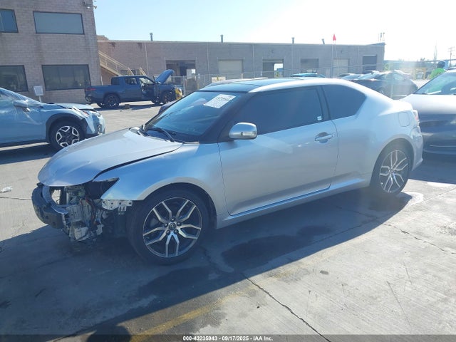 Scion 2ar-fe 2014 JTKJF5C71E3074857 Image 2