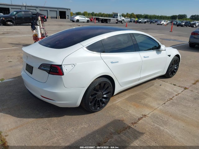 2018 TESLA MODEL 3 5YJ3E1EB4JF131269 Photo 3