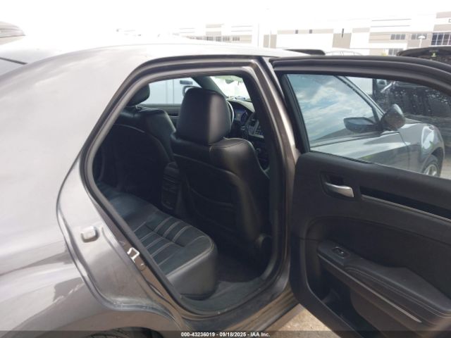 2018 CHRYSLER 300 2C3CCABG3JH142803 Photo 7