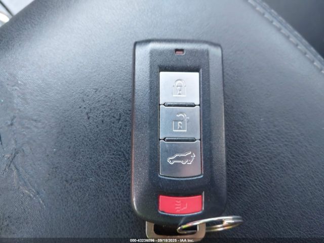 2019 MITSUBISHI OUTLANDER JA4AZ3A37KZ010523 Photo 10