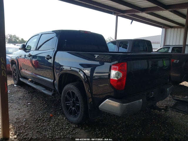 2018 TOYOTA TUNDRA 5TFDW5F16JX698796 Photo 2