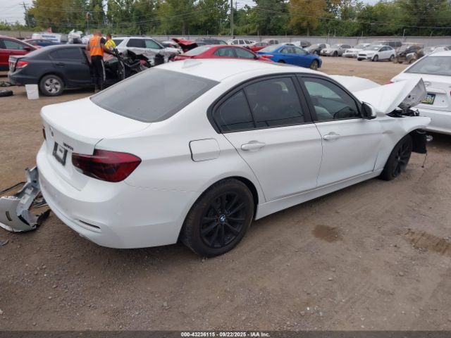 2018 BMW 320I WBA8E5G58JNV01691 Photo 3