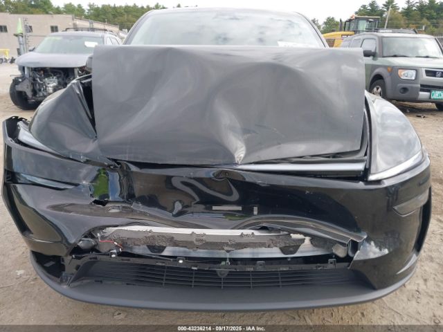 2026 TESLA MODEL Y 7SAYGDEE5TA439288 Photo 5