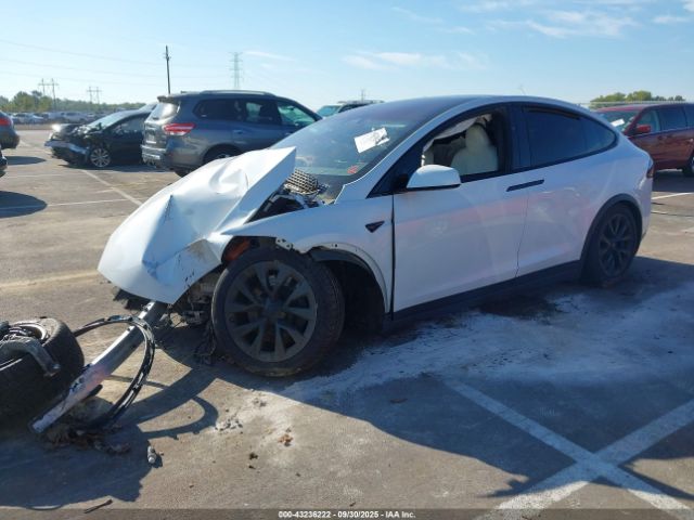 2022 TESLA MODEL X 7SAXCBE61NF331535 Photo 1