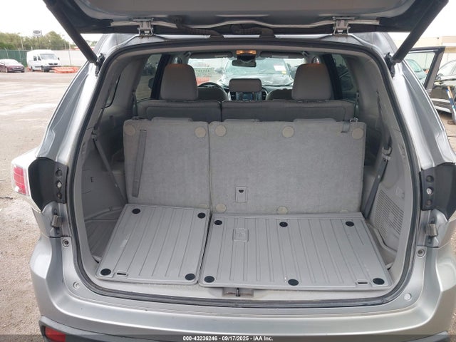 Toyota 2gr-fe 2016 5TDBKRFH5GS286505 Image 17