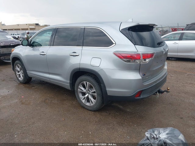 Toyota 2gr-fe 2016 5TDBKRFH5GS286505 Image 3