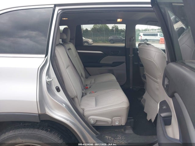 Toyota 2gr-fe 2016 5TDBKRFH5GS286505 Image 8