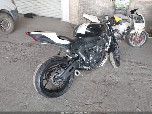 JYARM38E6NA001308 Yamaha Yzf690