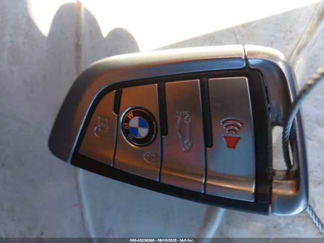 WBAJA5C36HG894672 BMW 530I