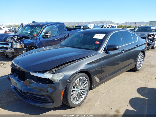 WBAJA5C36HG894672 BMW 530I