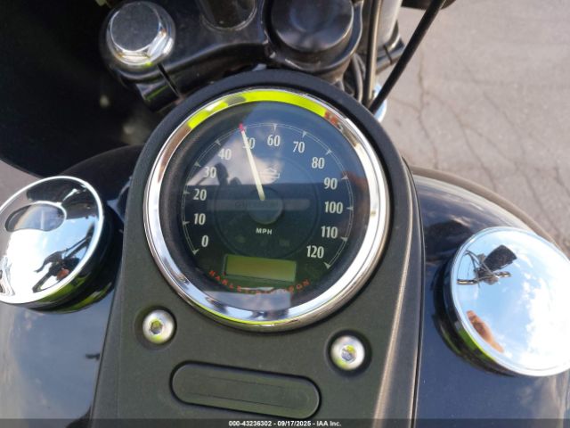 2014 HARLEY-DAVIDSON FXDB 1HD1GXM13EC323815 Photo 6