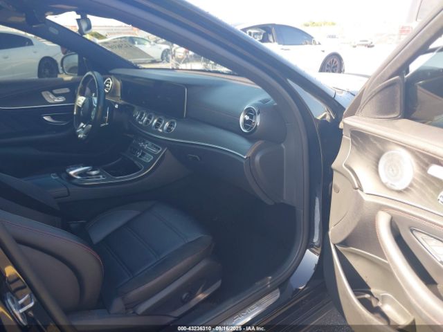 2019 MERCEDES-BENZ AMG E 53 WDDZF6BB9KA577491 Photo 4