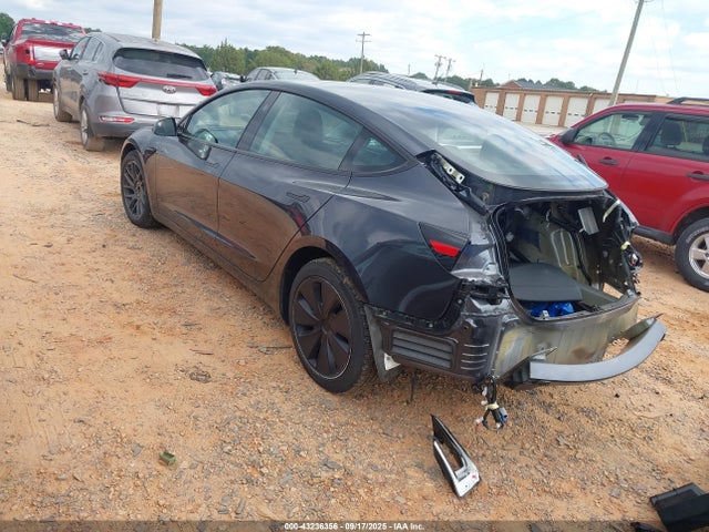 2024 TESLA MODEL 3 5YJ3E1EBXRF808725 Photo 2