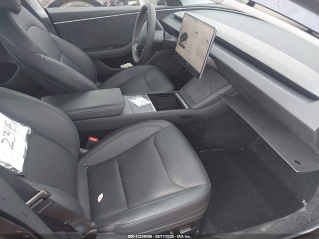 2024 TESLA MODEL 3 5YJ3E1EBXRF808725 Photo 4