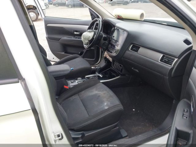 2018 MITSUBISHI OUTLANDER JA4AZ3A39JZ034210 Photo 4