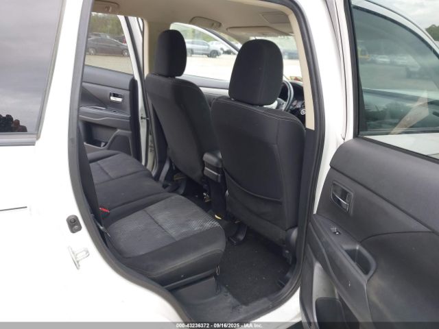 2018 MITSUBISHI OUTLANDER JA4AZ3A39JZ034210 Photo 7