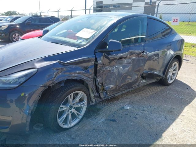 2023 TESLA MODEL Y 7SAYGDEE4PA144270 Photo 5