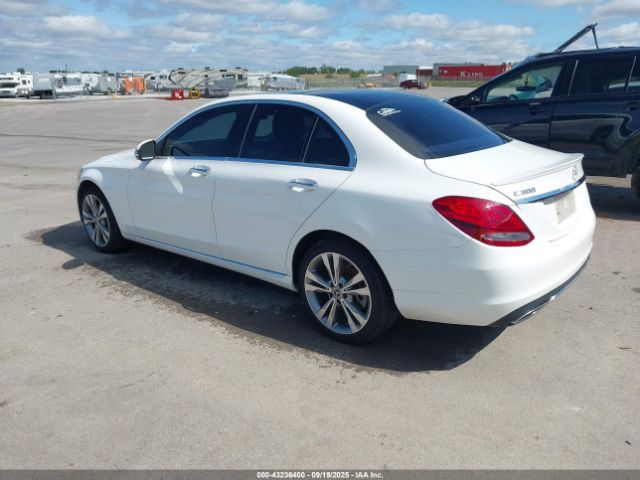 2018 MERCEDES-BENZ C 300 55SWF4KBXJU234842 Photo 2