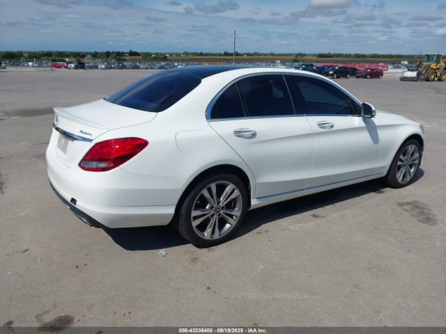 2018 MERCEDES-BENZ C 300 55SWF4KBXJU234842 Photo 3