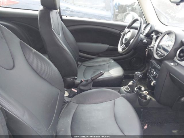 2012 MINI COOPER WMWSU3C59CT260581 Photo 4