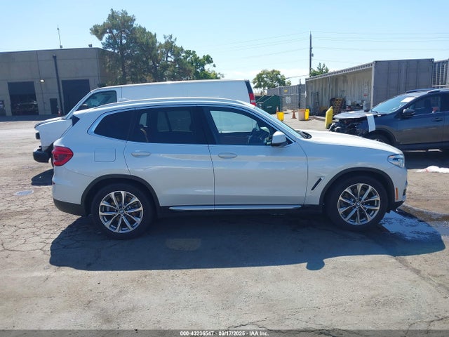 5UXTR9C57KLP94235 BMW X3