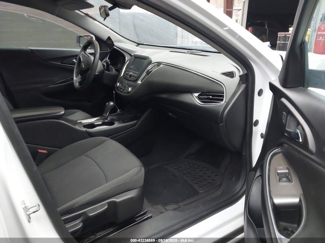1G1ZD5ST3JF236276 Chevrolet MALIBU LT