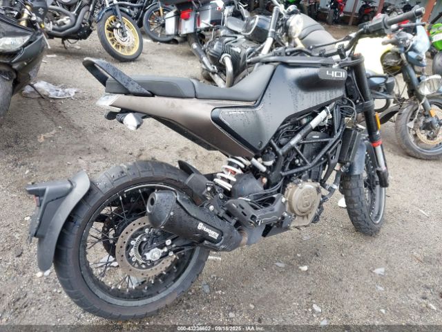 2023 HUSQVARNA VITPILEN 401/SVARTPILEN 401 MD2JUJ406PC227334 Photo 3