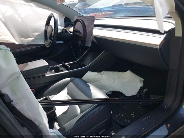 2018 TESLA MODEL 3 5YJ3E1EA6JF163485 Photo 4