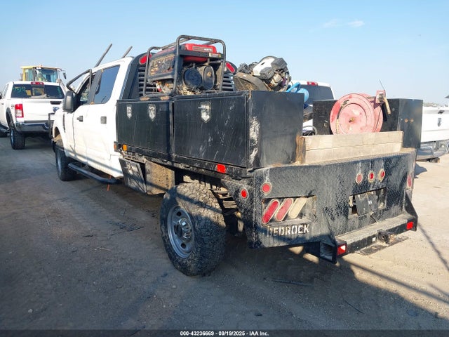 Ford 2019 2019 1FD7W2B66KEG48759 Image 3